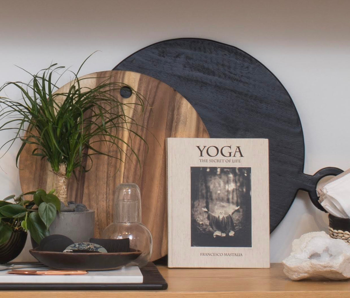 Acacia Round Board